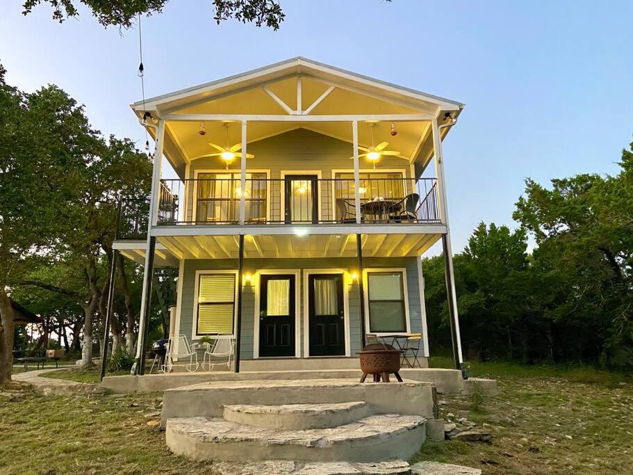 Serene Shores On Medina Lake Bandera Exterior photo